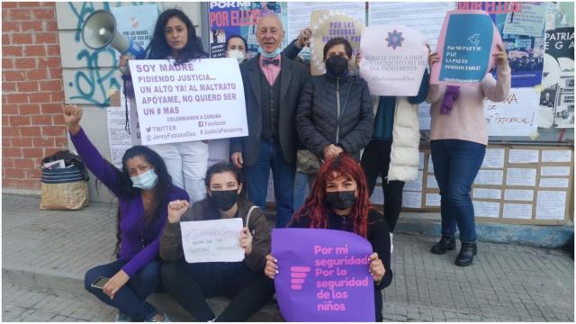 Jenny son representantes de asociaciones y activistas.