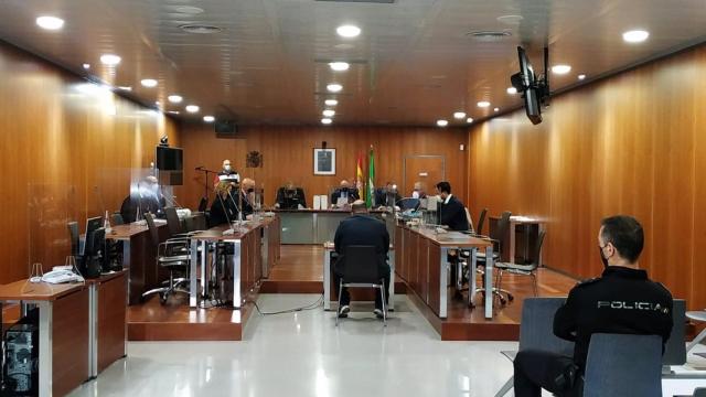 Juicio al extrenador de fútbol en Málaga