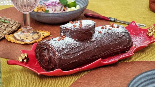 Tronco de Navidad de chocolate como el Buche de Nöel francés