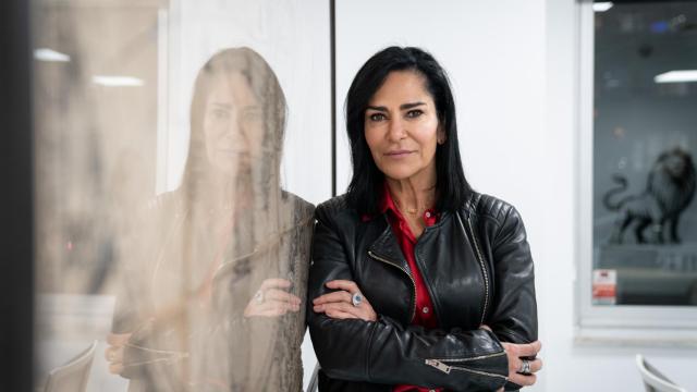 Lydia Cacho posa antes de su entrevista con EL ESPAÑOL.