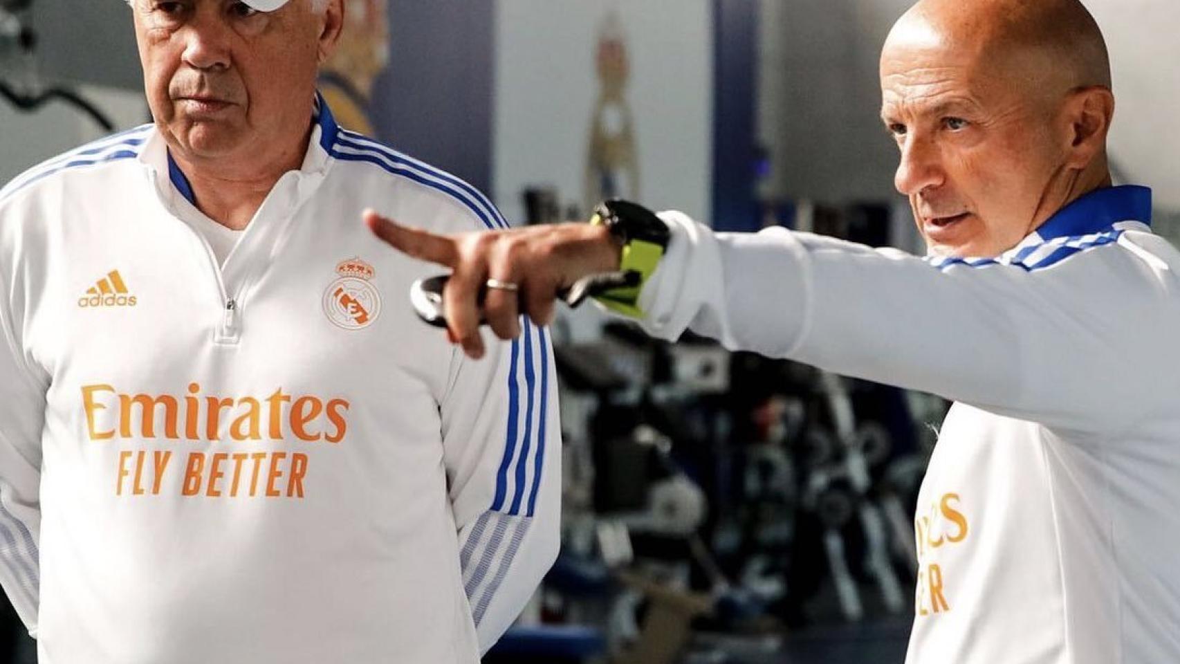 Carlo Ancelotti y Antonio Pintus, en la ciudad deportiva de Valdebebas.