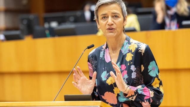 La vicepresidenta de la Comisión y responsable de Competencia, Margrethe Vestager, durante una comparecencia en la Eurocámara