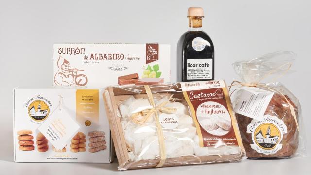 Cesta solidaria con productos artesanales de Ayuvi.
