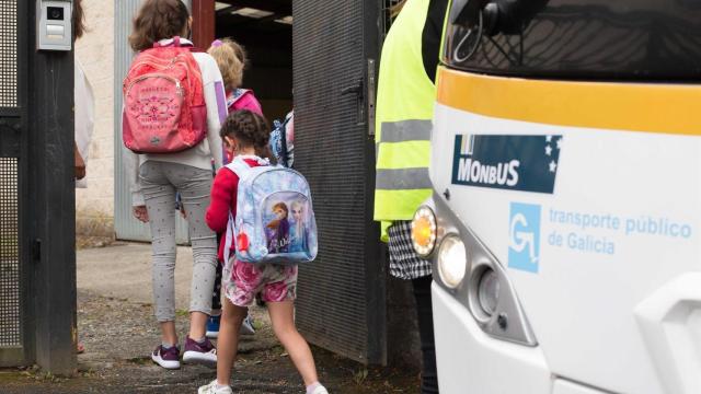 Varios niños en un colegio de Galicia en una foto de archivo.