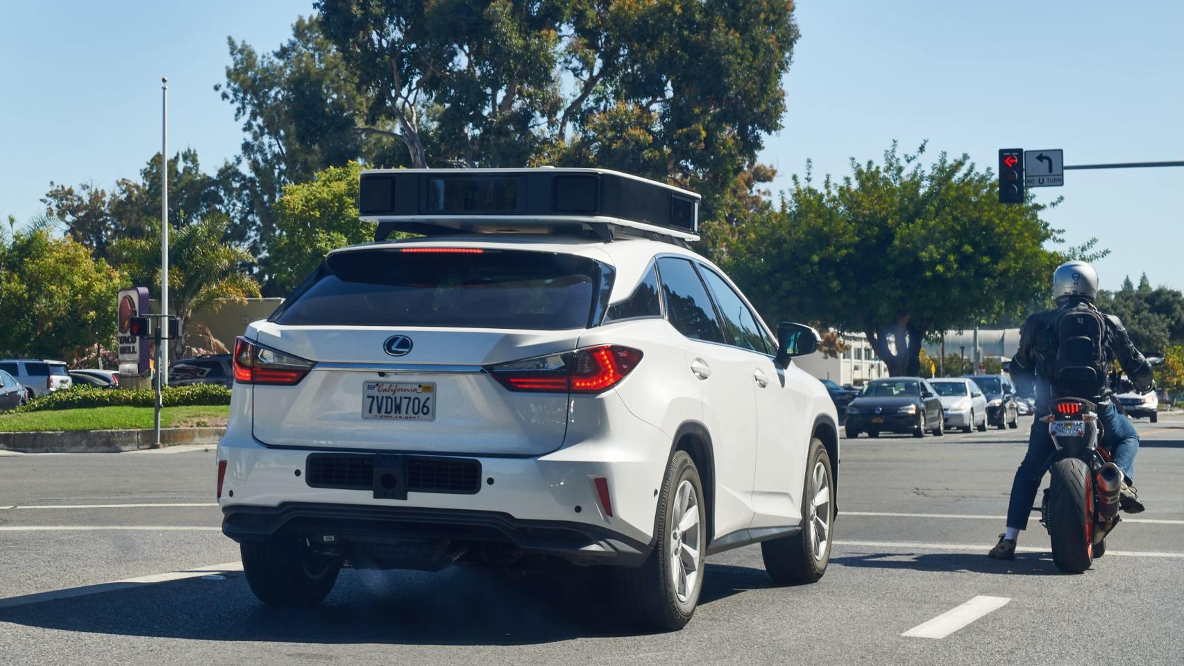 Uno de los vehículos que Apple utiliza en California para sus pruebas de conducción autónoma.