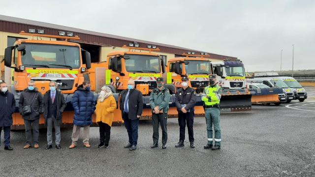 La subdelegada del Gobierno visita el centro de conservación de Salamanca