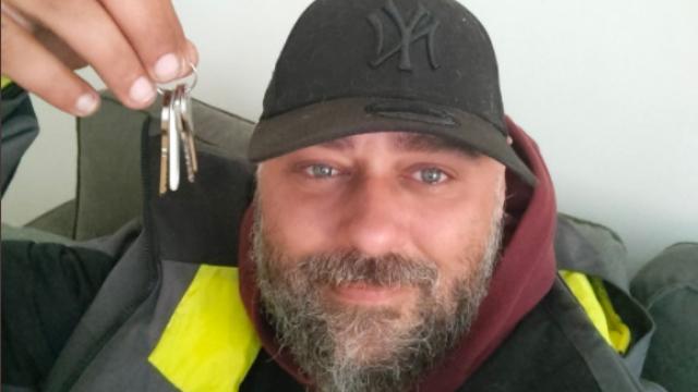 Jony en su nueva casa.