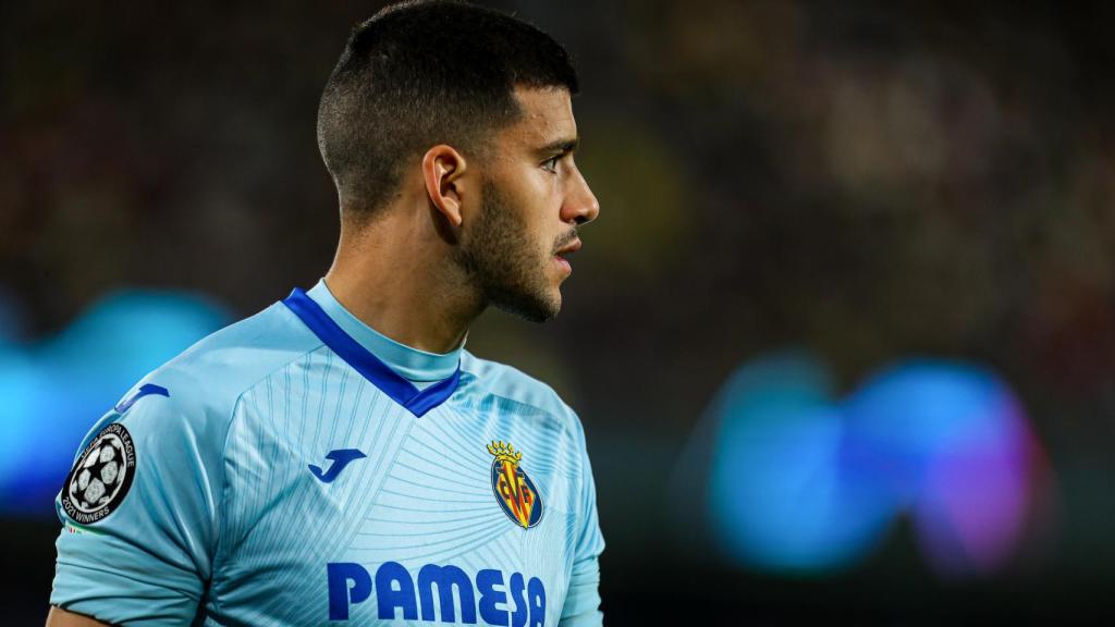 Geronimo Rulli, en un partido del Villarreal de la temporada 2021/2022