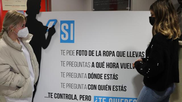 El cartel del Ceu de Elche.