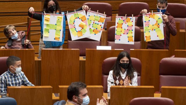 Niños en las Cortes