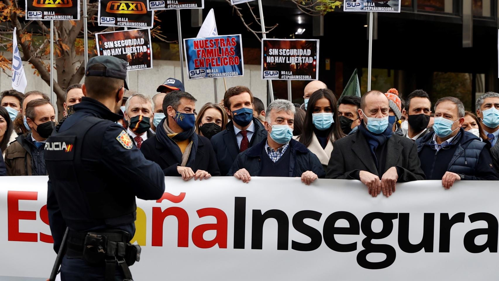Pablo Casado, en la concentración convocada por la plataforma 'No a la España insegura' este miércoles en Madrid.