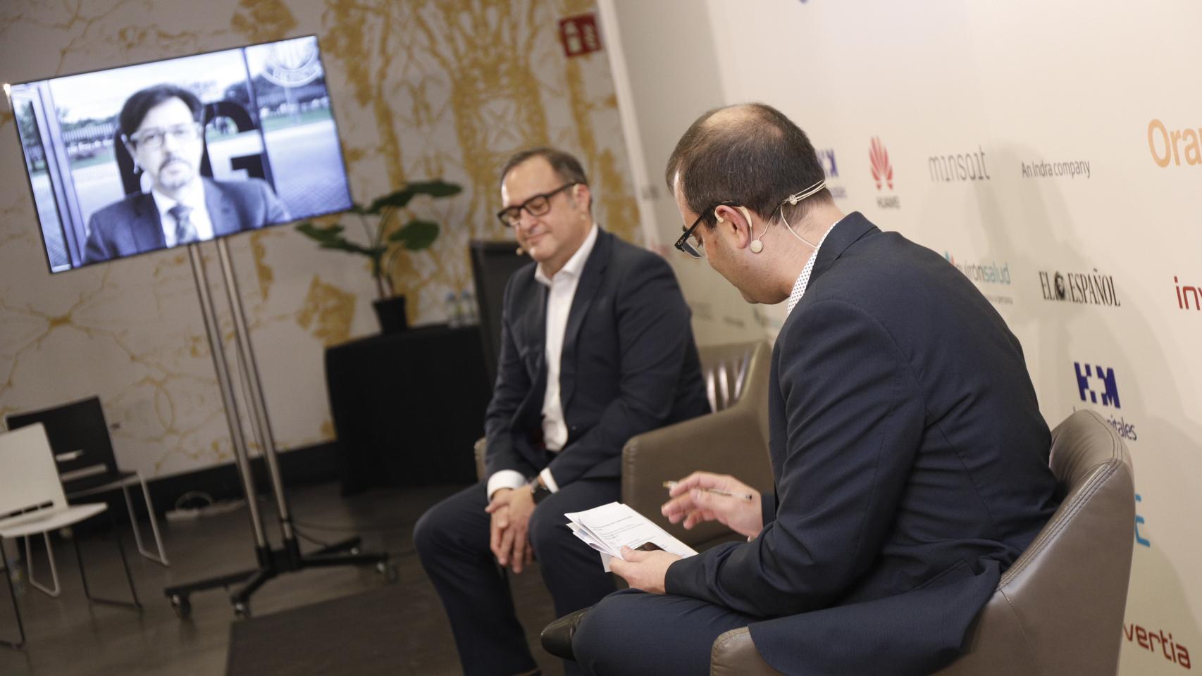 Imagen de la mesa redonda 'Innovación: Internet de las cosas, el big data, la robótica, la realidad virtual o la inteligencia artificial a través del 5G', en la primera jornada II Observatorio 5G.