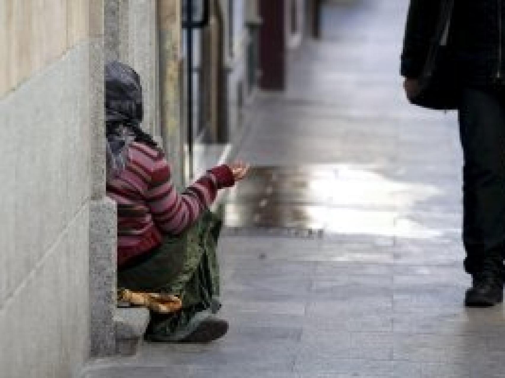 Una mendigo pidiendo limosna, en una imagen de archivo.