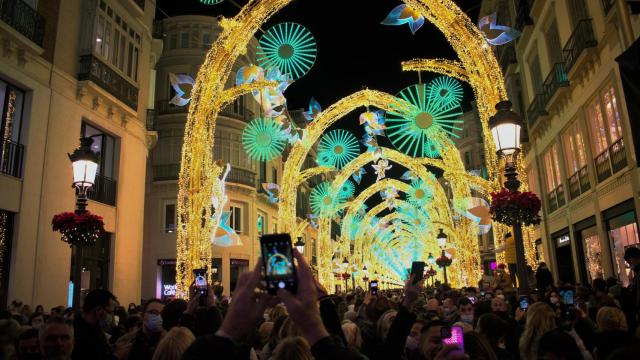 Una imagen del alumbrado en calle Larios.