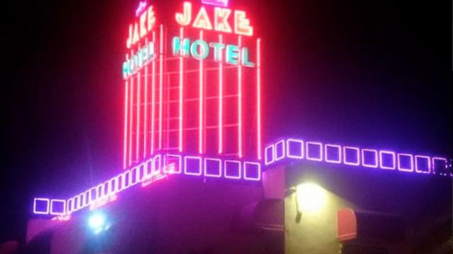 Hotel Jake,  en Gamonal.