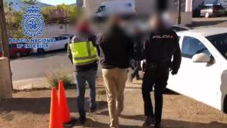 La Policía detiene a un empresario en Alcoy y libera a un trabajador que vivía en condiciones inhumanas.
