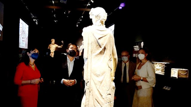 'Etruscos. El amanecer de Roma' se ha convertido en el primer gran éxito expositivo en pandemia.