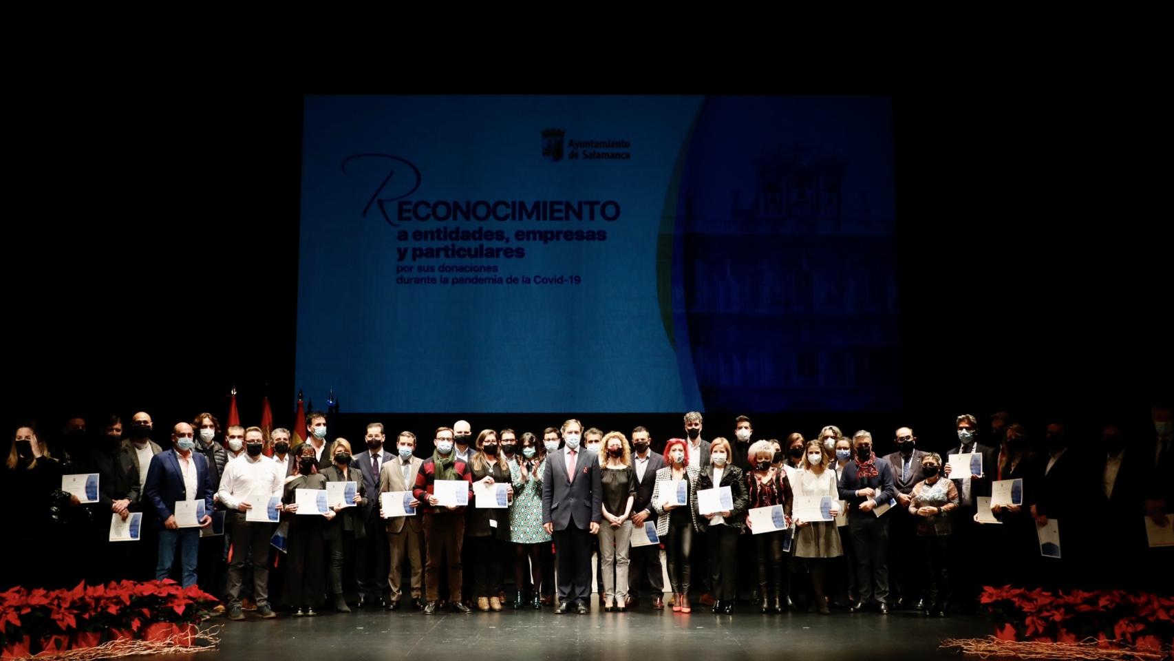 Homenaje a los empresarios salmantinos en su lucha contra la pandemia. Imagen: David Arranz / ICAL