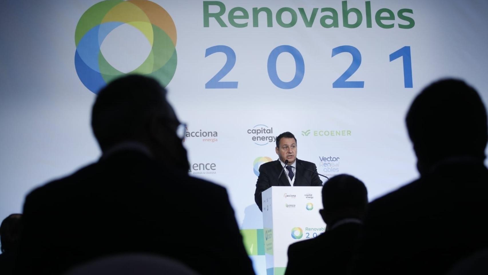 Las renovables, en guerra con el Gobierno: pagar por los altos precios de la electricidad no tiene sentido