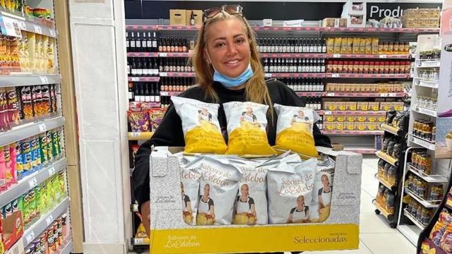 Belén Esteban con sus patatas fritas