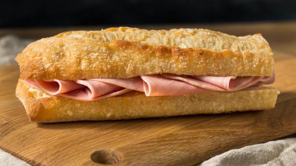 Un bocadillo de chopped.
