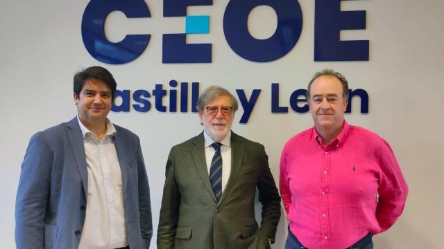 Diego García, Santiago Aparicio y Juan Manuel Gómez