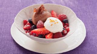 Los frutos rojos, pero también el chocolate, son ricos en polifenoles.