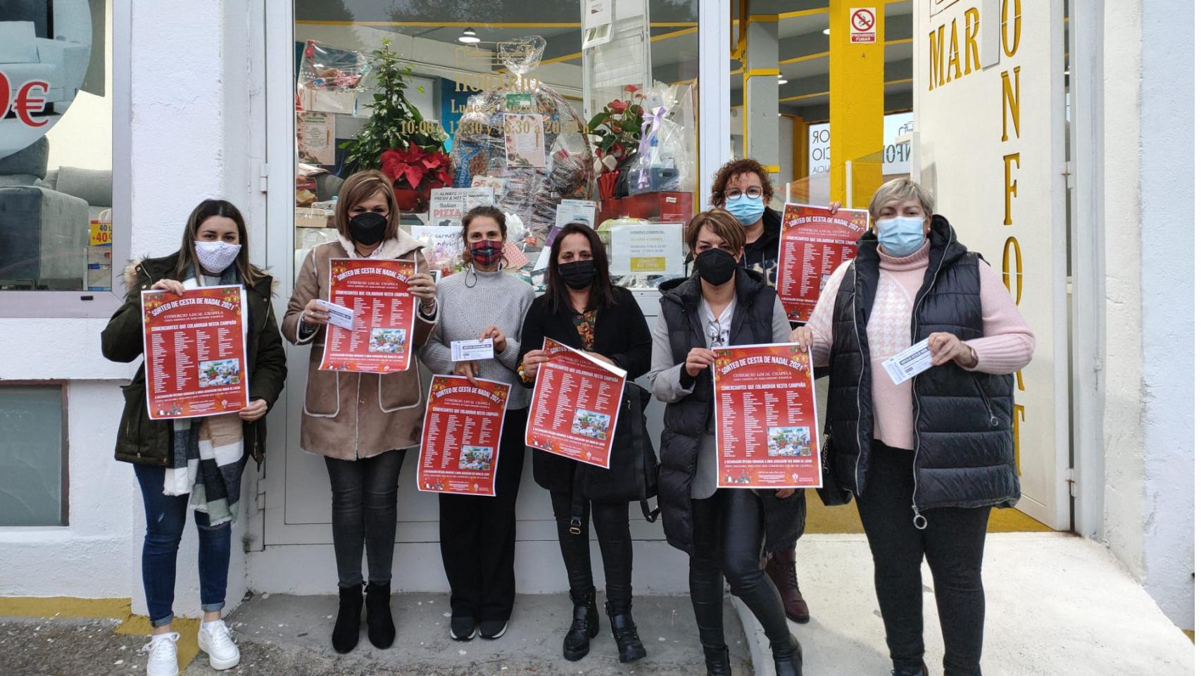 Una cesta solidaria para que la Navidad llegue a todos los vecinos de Chapela (Pontevedra)