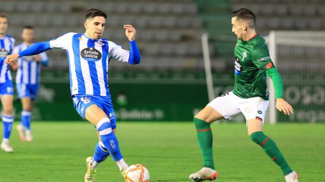 Racing de Ferrol y Deportivo se enfrentaron en A Malata en foto de archivo.