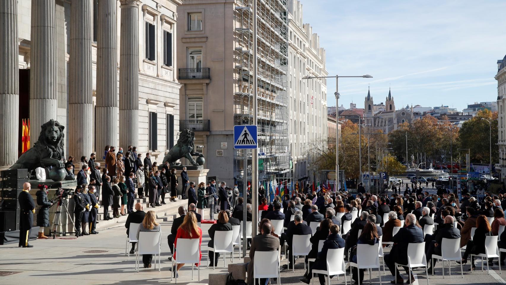 Vista de la Carrera de San Jerónimo en la conmemoración del 43 aniversario de la Constitución.