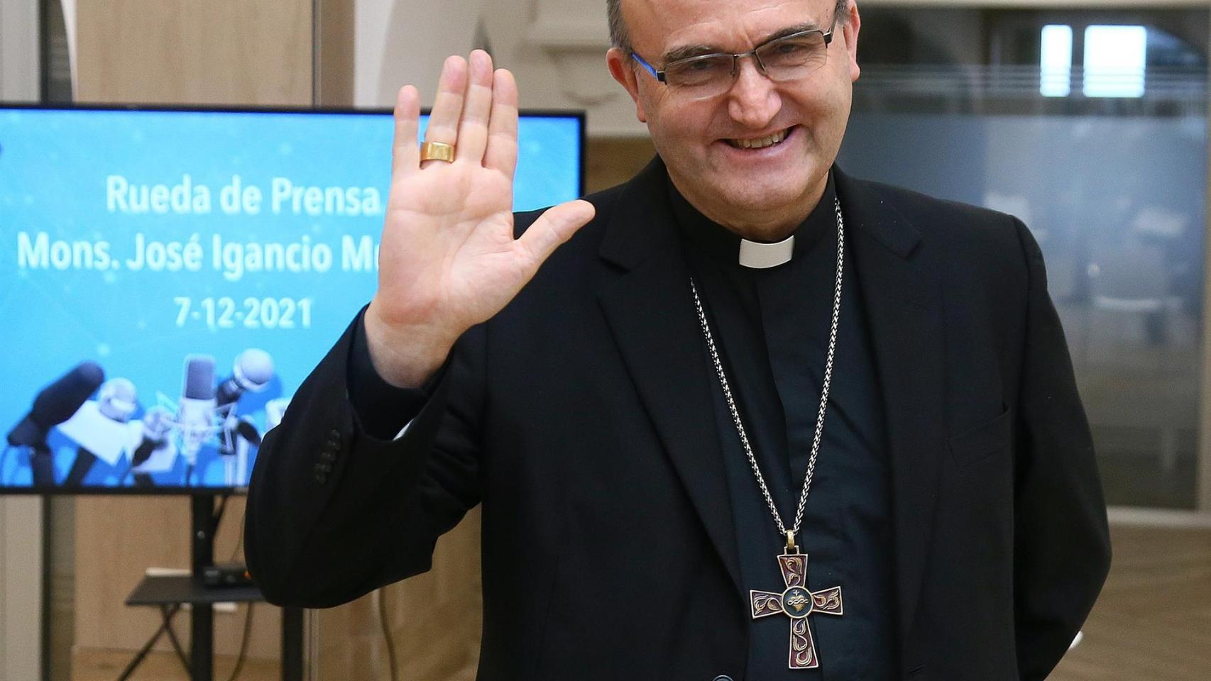 El obispo de San Sebastián, en una rueda de prensa este martes en San Sebastián.