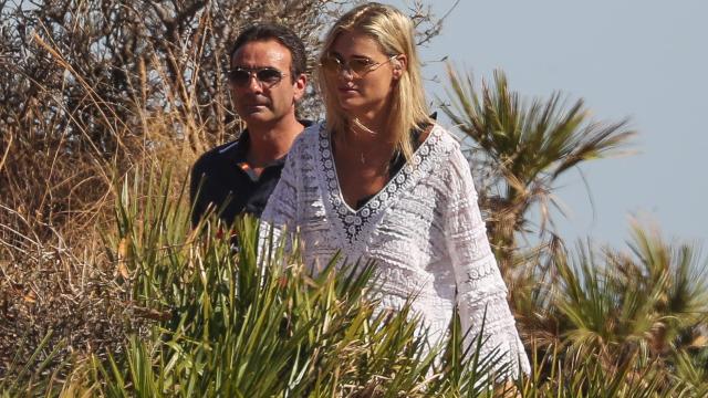 Ana Soria y Enrique Ponce, en una fotografía tomada en agosto de 2020 en Almería.