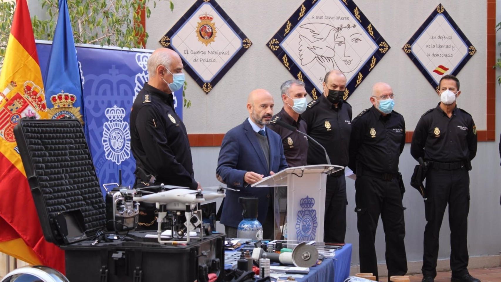 El subdelegado del Gobierno en Málaga, Javier Salas, en rueda de prensa.