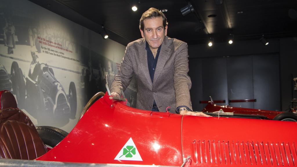 Alejandro Mesonero-Romanos, en el museo de Alfa Romeo en Milán, Italia.