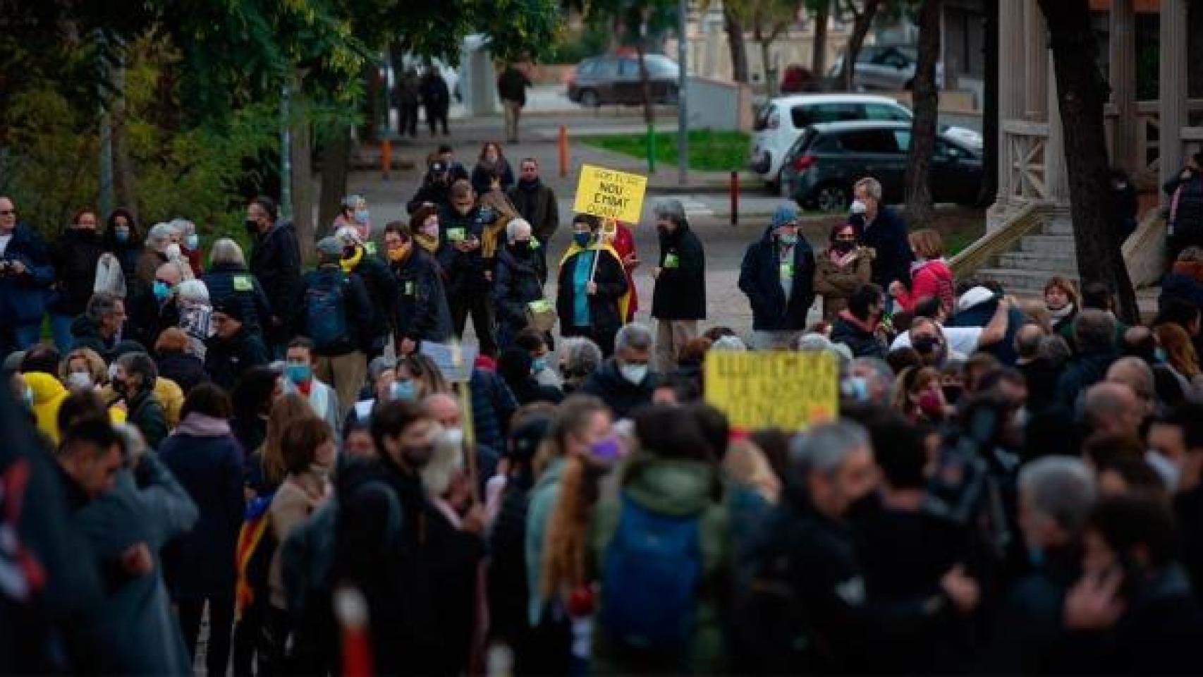 La manifestación contra el 25% de castellano en Canet de Mar.