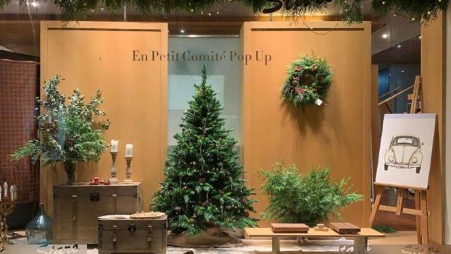 En Petit Comité Pop Up en la plaza de Galicia de A Coruña.