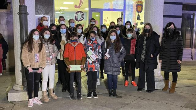 Foto de familia de los ganadores del concurso
