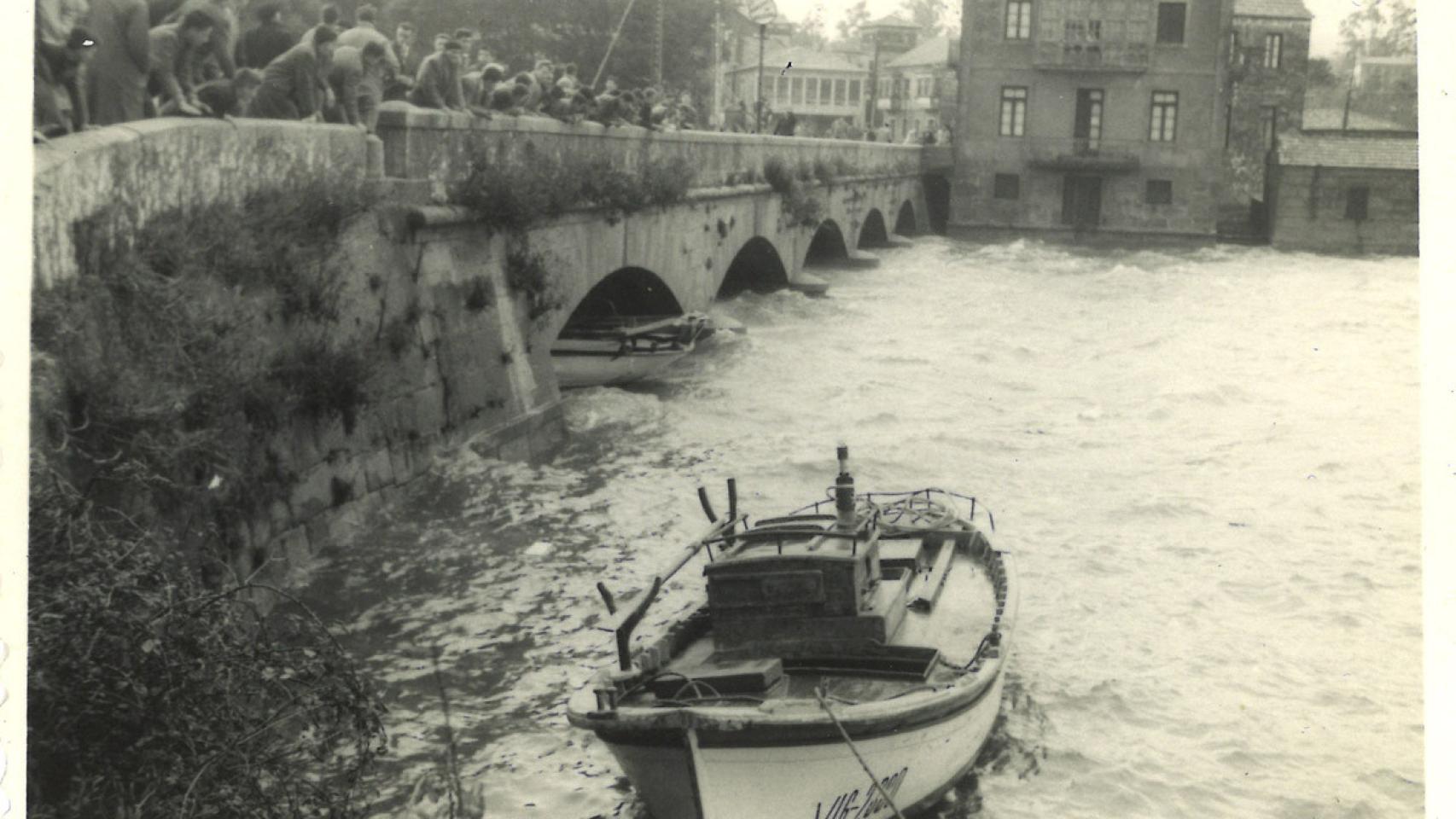 Imagen de un temporal en la Foz del Miñor, en Nigrán