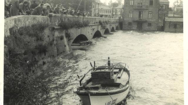 Imagen de un temporal en la Foz del Miñor, en Nigrán