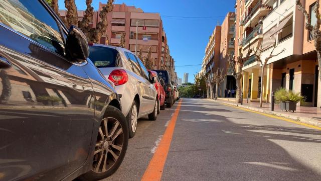 Zona naranja situada en la Colonia Madrid, en Benidorm.