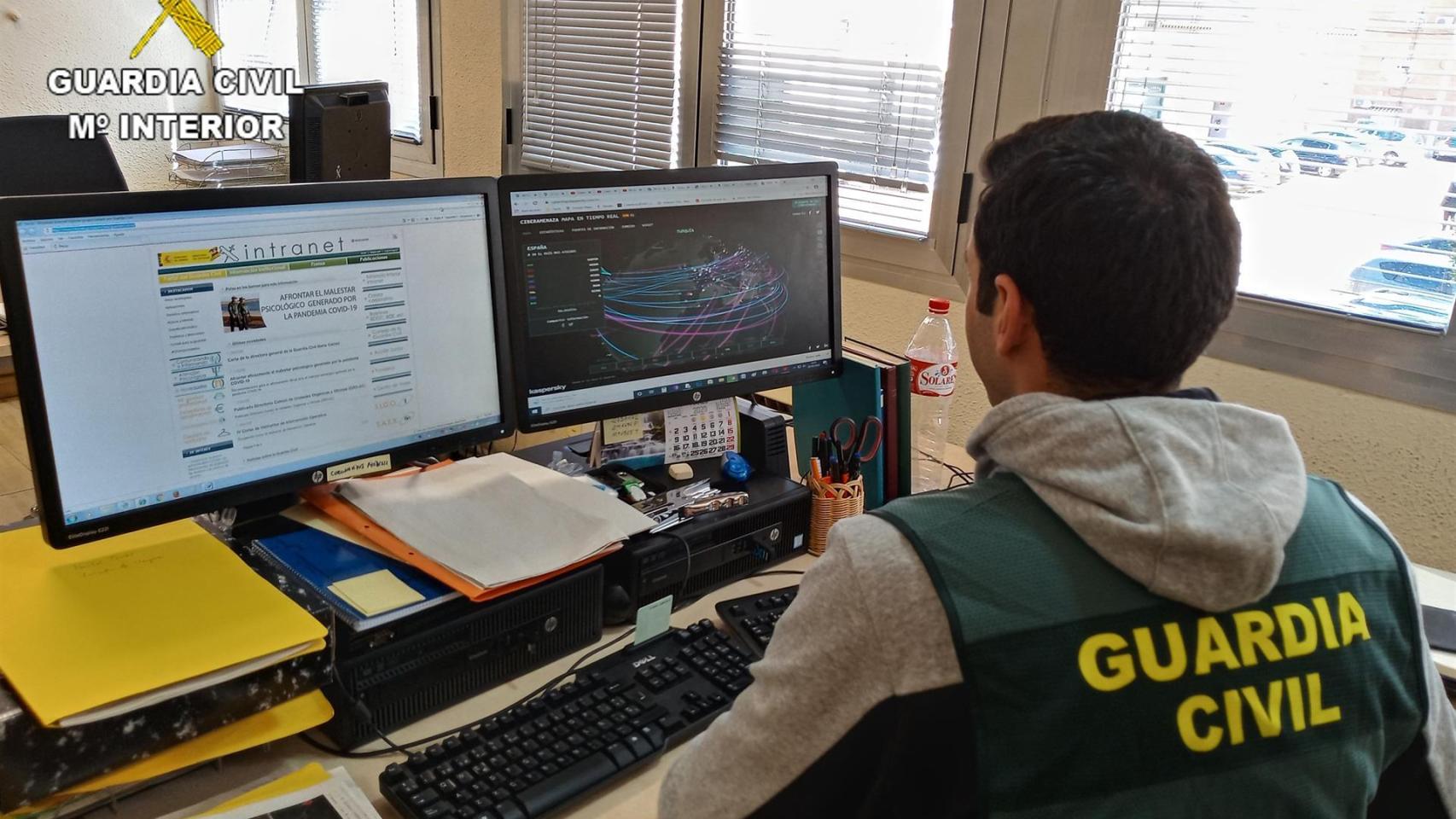 La Guardia Civil investiga una estafa en la venta de mascotas por Internet tras una denuncia en Fuensalida