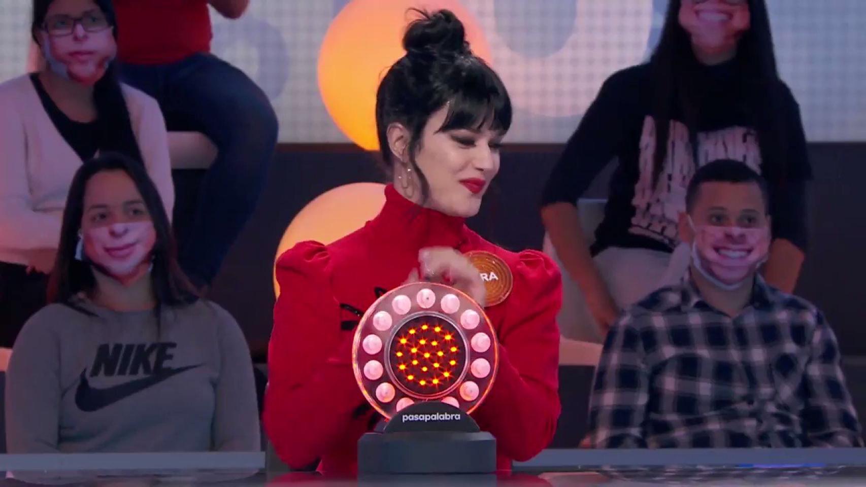 Quién es Sara Vega, la actriz y cantante que hoy participa como invitada en ‘Pasapalabra’