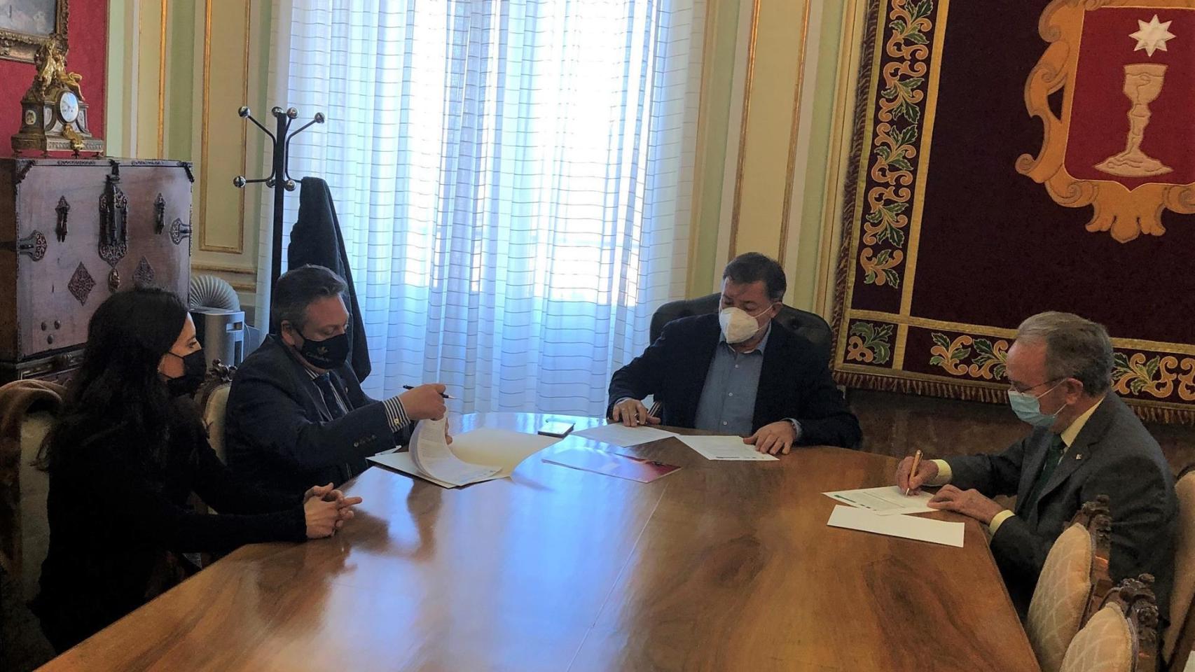 Globalcaja renueva con el Ayuntamiento de Cuenca su convenio de promoción empresarial