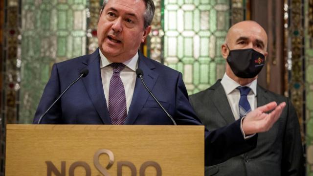 Juan Espadas, durante su comparecencia este martes notificando que dejaba la alcaldía de Sevilla.