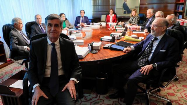 Pleno del Tribunal Constitucional presidido por Pedro González-Trevijano./