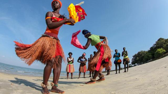 Danza tradicional de los bijagó.