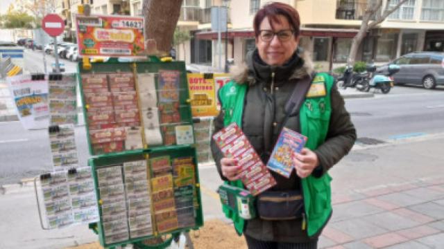 Enry, que ha dado suerte a los vecinos fuengiroleños.