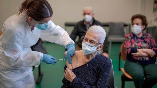 La patronal de las residencias pide a la Conselleria de Igualdad que marque un protocolo de actuación.