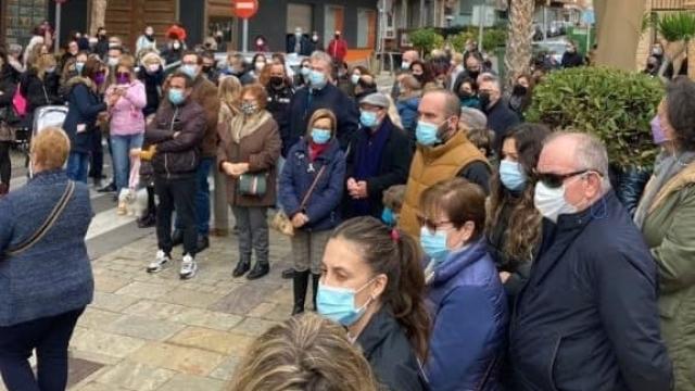 Imágenes del concejal Pablo Samper en sus redes sociales de la concentración de repulsa.