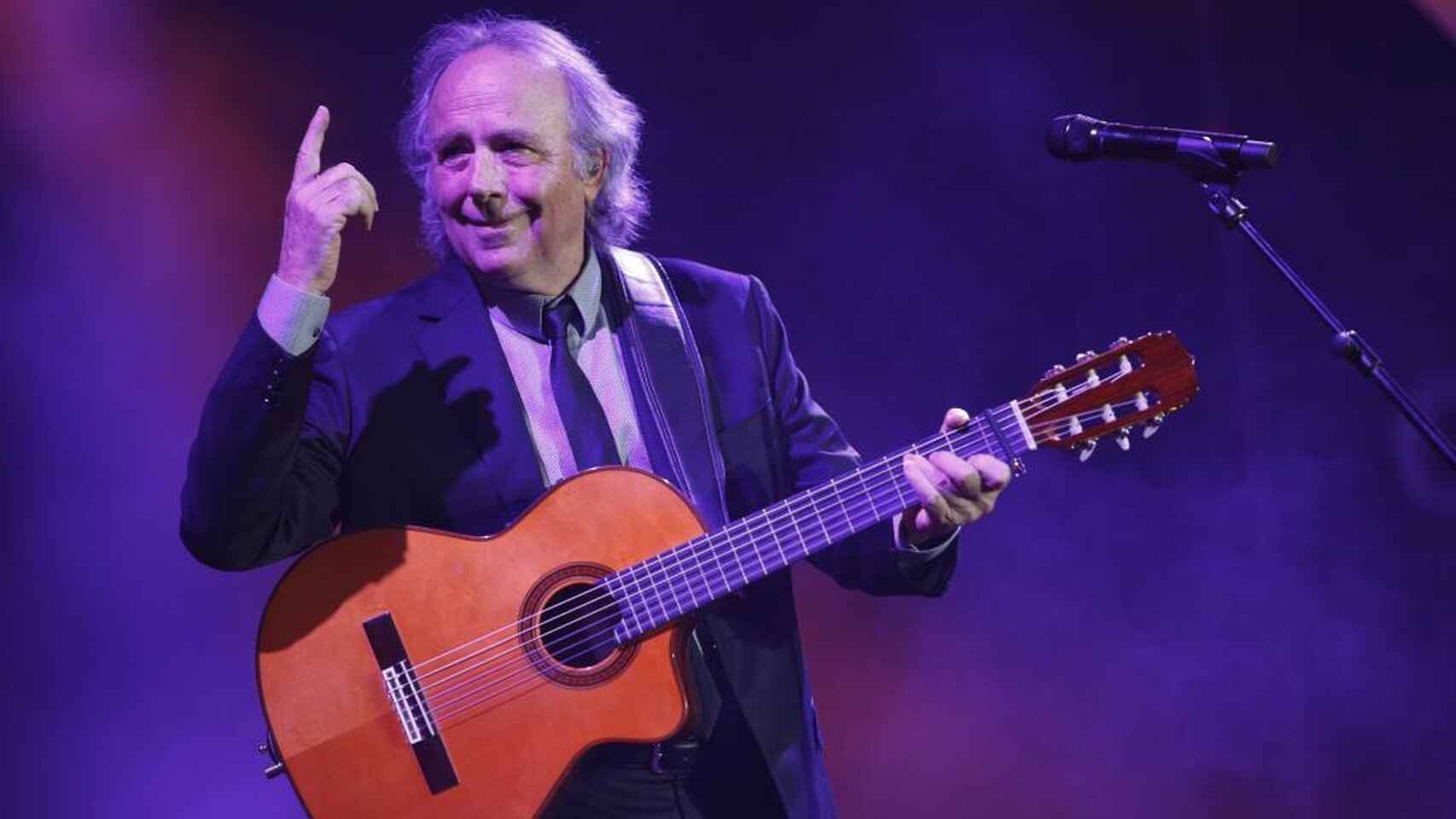 Serrat en uno de sus últimos conciertos.